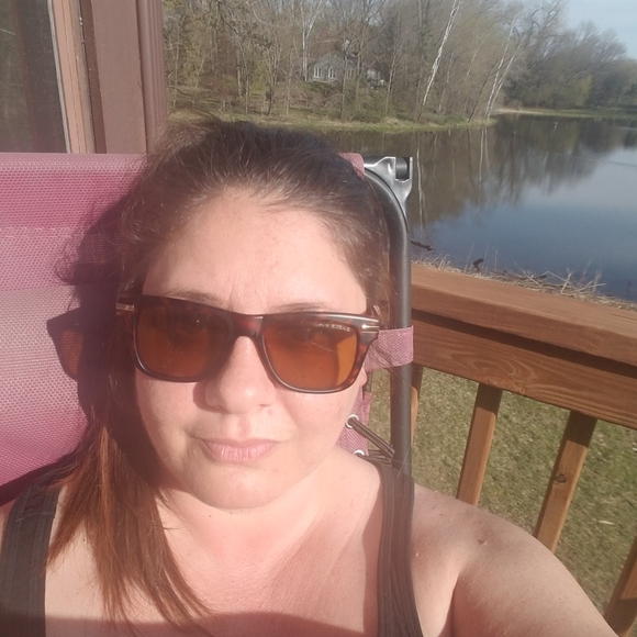 Meet your Posher, DeAndra - Picture 6 of 6